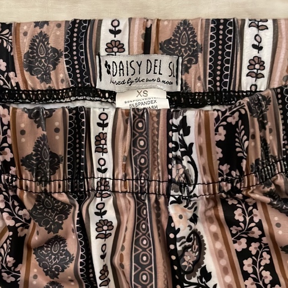 Daisy Del Sol High-Waisted Bell Bottom Palazzo Pants - Picture 2 of 6